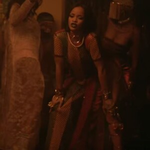Rihanna dans son nouveau clip Work - février 2016.