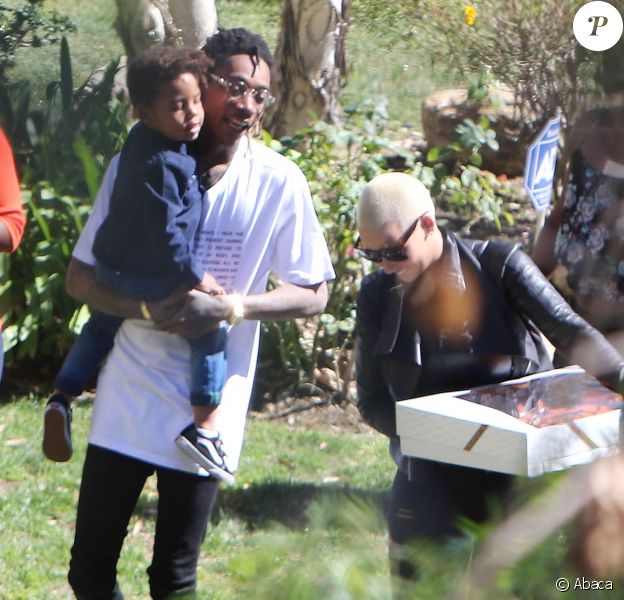 Amber Rose Et Wiz Khalifa Parents Complices Pour L Anniversaire De Leur Fils Purepeople