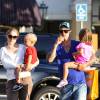 Jeremy Bieber, son ex-femme Erin et ses enfants, à Los Angeles, le 31 juillet 2012