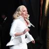 Lady Gaga retourne en coulisses après son émouvante prestation lors de la 88e cérémonie des Oscars, au Dolby Theatre d'Hollywood, Los Angeles, le 28 février 2016