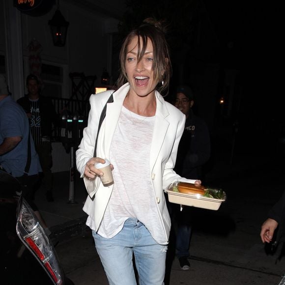 Rebecca Gayheart au restaurant de Jessica Biel, "Au Fudge" à Los Angeles le 24 février 2016