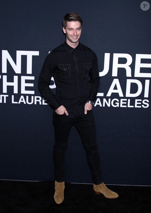 Patrick Schwarzenegger au défilé Saint Laurent à Hollywood le 10 février 2016. Celebrities attend the Saint Laurent show at The Hollywood Palladium in Los Angeles, California, United Stat