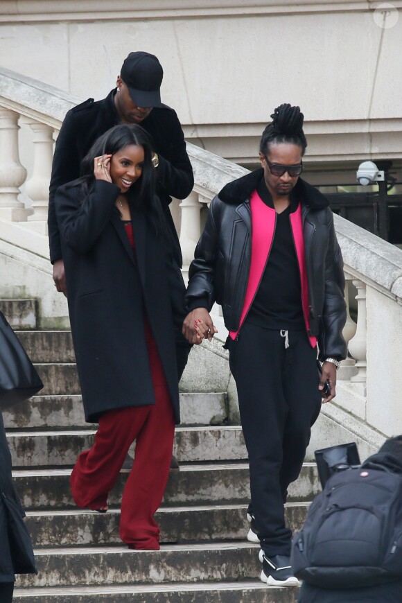 Kelly Rowland quitte le Grand Palais à l'issue du défilé Chloé. Paris, le 3 mars 2016.