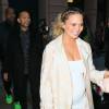 Chrissy Teigen et son mari John Legend ainsi que leur chien Pippa se rendent à leur baby shower, New York, le 6 mars 2016.