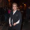 Catherine Deneuve arrive à l'hôtel de Sénecterre pour assister au défilé Saint Laurent. Paris, le 7 mars 2016.