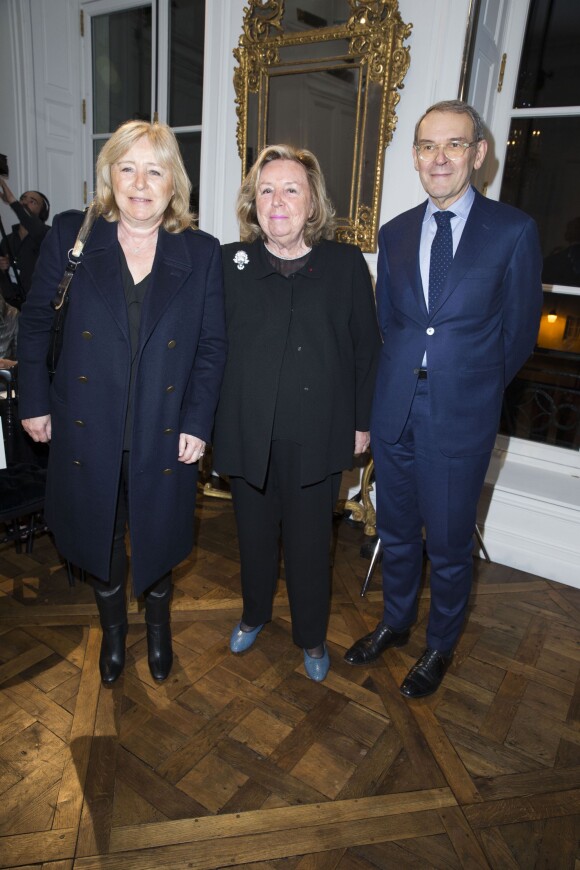 Florence Pinault-Rogers, sa mère Maryvonne Pinault et Jean-Jacques Aillagon arrivent à l'hôtel de Sénecterre pour assister au défilé Saint Laurent. Paris, le 7 mars 2016.