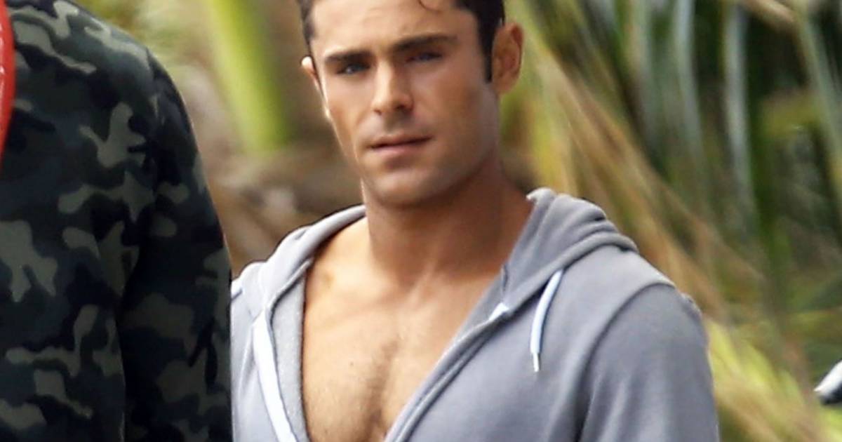 Zac Efron Sur Le Tournage De Baywatch à Miami Le 7 Mars 2016 © Cpa