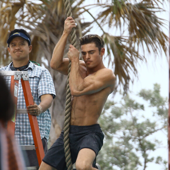 Zac Efron - Tournage de "Baywatch" à Miami le 5 Mars 2016.