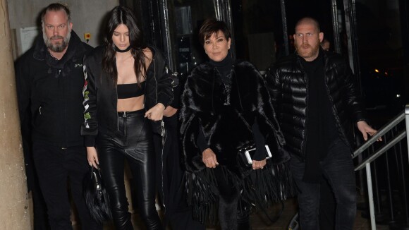 Fashion Week : Kris et Kendall Jenner, mère et fille stylées au défilé Off-White