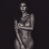 Kim Kardashian pose nue (photo postée le 8 mars 2016)