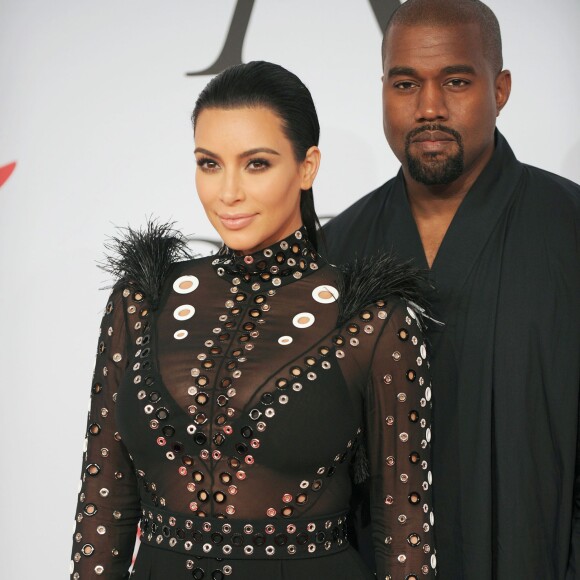 Kim Kardashian (enceinte) et son mari Kanye West - People à la soirée des CFDA Fashion Awards 2015 au Lincoln Center à New York, le 1er juin 2015.