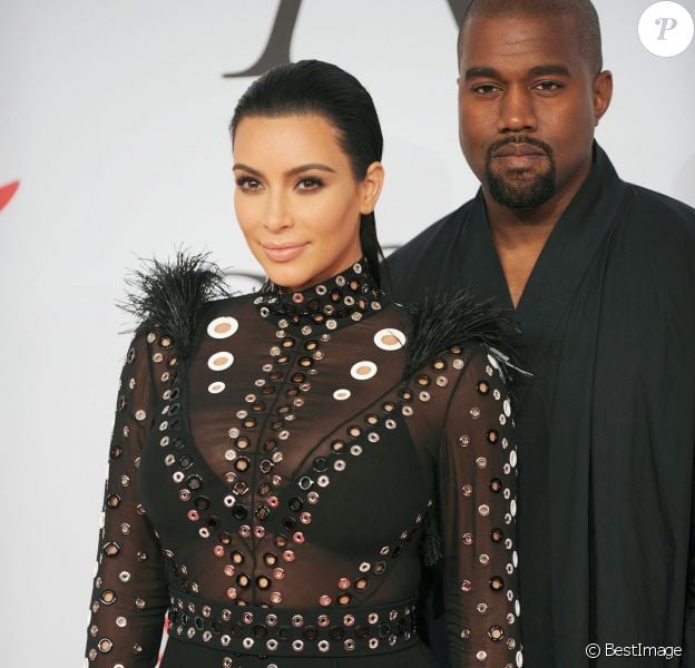 Kim Kardashian Nue Apres Les Critiques Plusieurs Stars Volent A Sa Rescousse Purepeople