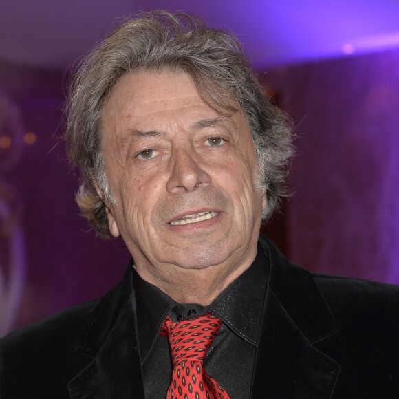 Hervé Vilard - 39e édition du prix "The Best" aux salons Hoche à Paris le 10 décembre 2015. © Veeren / Bestimage