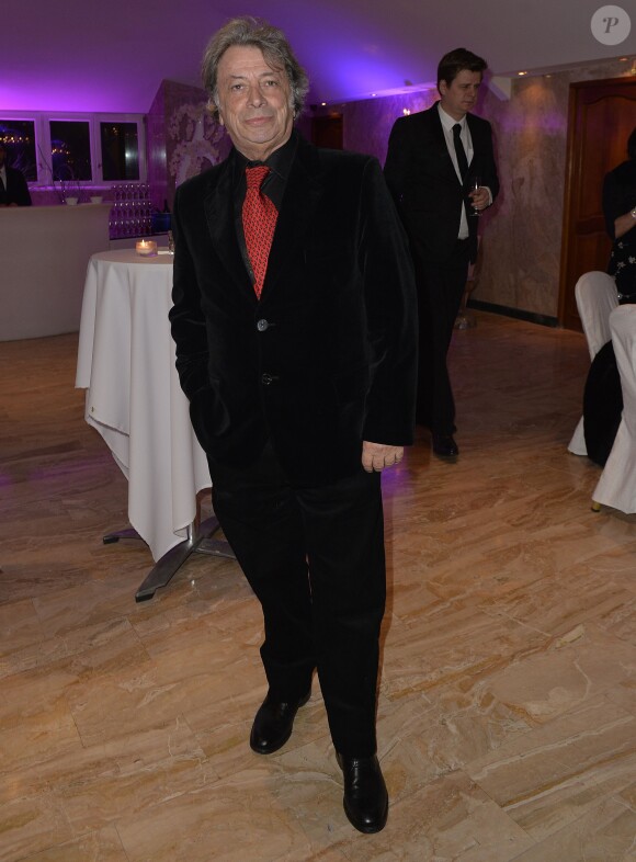 Hervé Vilard - 39e édition du prix "The Best" aux salons Hoche à Paris le 10 décembre 2015. © Veeren / Bestimage
