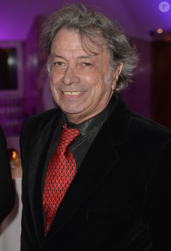 Hervé Vilard - 39e édition du prix "The Best" aux salons Hoche à Paris le 10 décembre 2015. © Veeren / Bestimage