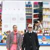 Cara Delevingne et Karl Lagerfeld - Défilé de mode "Chanel", collection prêt-à-porter Automne-Hiver 2014/2015, au Grand Palais à Paris. Le 4 mars 2014
