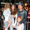 Jamie Oliver, sa femme Jools et leurs deux filles - Avant-première de Harry Potter et le prince de sang-mêlé le 7 juillet 2009