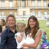 Jamie Oliver et sa femme Jools avec leur fille - Fête des enfants à Buckingham Palace le 25 juin 2006