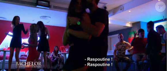 Marco passe sa soirée collé-serré à Laurie dans Bachelor, sur NT1, lundi 21 mars 2016
