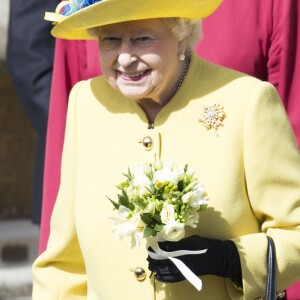 La reine Elizabeth II à la chapelle St George le 27 mars 2016 au château de Windsor pour la messe de Pâques.