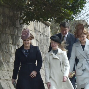 La princesse Eugenie, Lady Louise Windsor, la princesse Beatrice, la comtesse Sophie de Wessex et Autumn Phillips au château de Windsor le 27 mars 2016 pour la messe de Pâques en la chapelle St George.