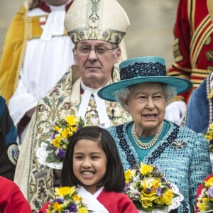 La reine Elizabeth II, accompagnée par son mari le prince Philip, célébrait le 24 mars 2016 en la chapelle St George à Windsor le Royal Maundy, cérémonie de Pâques qui voient la monarque remettre des pièces d'argent symboliques à 90 hommes et 90 femmes.