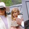 Khloe Kardashian et Penelope Disick arrivent à l'église de Agoura Hills pour la messe de Pâques à Hagoura Hills le 27 Mars 2016.