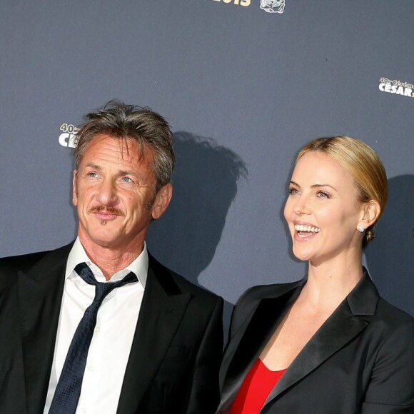 Sean Penn et sa compagne Charlize Theron à la 40ème cérémonie des César au théâtre du Châtelet à Paris. Le 20 février 2015