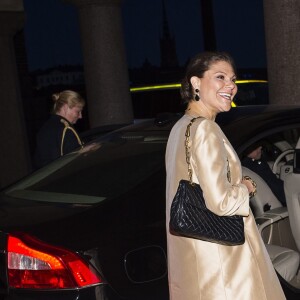 La princesse Victoria de Suède, moins d'un mois après avoir accouché du prince Oscar, prenait part le 30 mars 2016 à la conférence des Nations unies à la mémoire de Dag Hammarskjöld, à l'Hôtel de Ville de Stockholm.