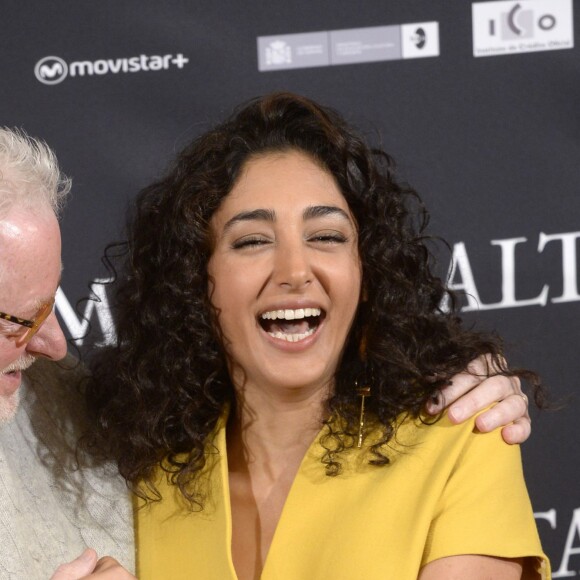 Le réalisateur Hugh Hudson et Golshifteh Farahani au photocall du film "Altamira" à Madrid le 31 mars 2016.