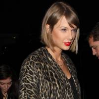 Taylor Swift chute lourdement : Les dangers de la course à pied !