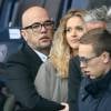 Pascal Obispo et sa femme Julie Hantson au match de football PSG - Nice, au Parc des Princes, à Paris, le 2 avril 2016 © Cyril Moreau/Bestimage