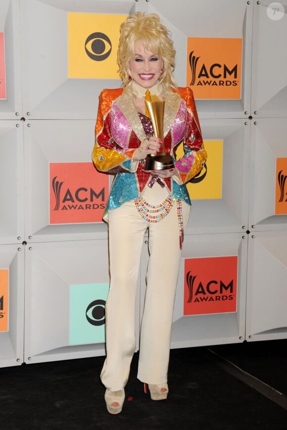 Dolly Parton à la 51e cérémonie annuelle des Academy Country Music Awards à l'hôtel MGM de Las Vegas le 3 Avril 2016.
