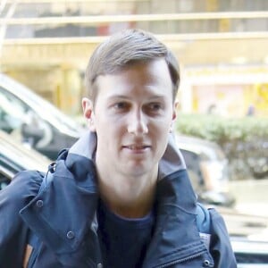 Ivanka Trump arrive à son domicile de New York avec son bébé Theodore et son mari Jared Kushner le 29 mars 2016.