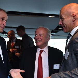 Le prince William, duc de Cambridge, lors d'un déjeuner pour les 10 ans de sa présidence de l'association English Football au stade Wembley à Londres, le 6 avril 2016, quelques heures avant une réception à Kensington Palace en compagnie de son épouse la duchesse Catherine.