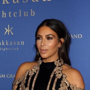 Kim Kardashian lors du 3ème anniversaire du Hakasan nightclub à l'hôtel MGM de Las Vegas le 9 Avril 2016.  Kim Kardashian hosts the 3rd Anniversary party for Hakasan nightclub at the MGM Grand Hotel in Las Vegas on April 9, 2016.09/04/2016 - Las Vegas
