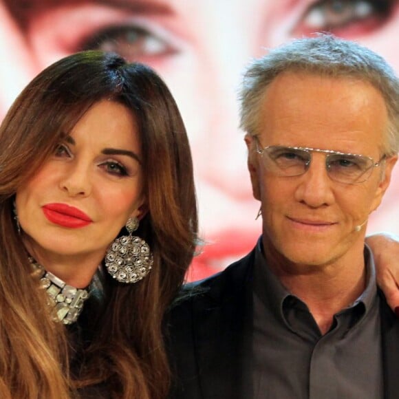 Christopher Lambert avec sa compagne Alba Parietti dans l'émission Danse avec les Stars à Rome, le 9 avril 2016.