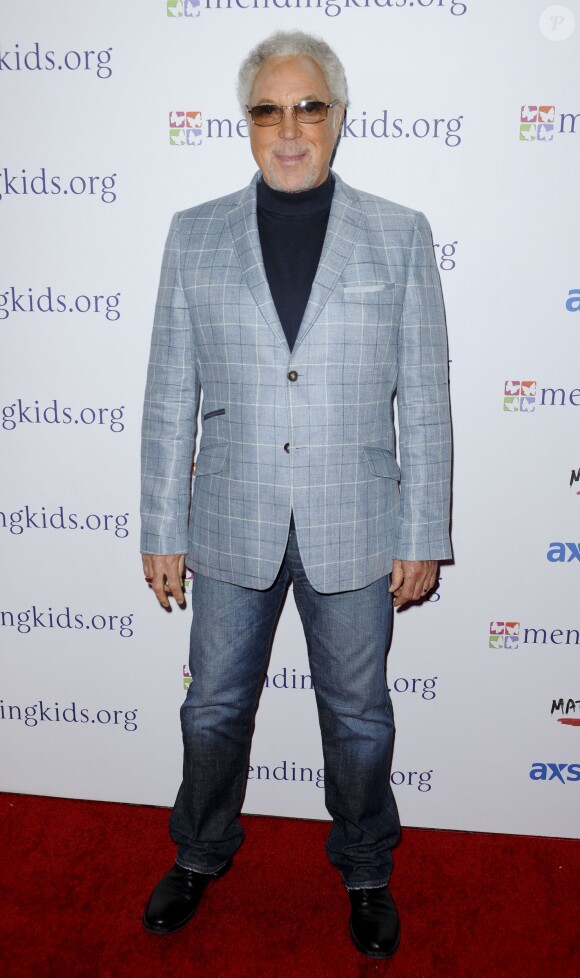 Tom Jones à la soirée "Mending Kids International" au "House of Blues" à Hollywood, le 14 février 2014