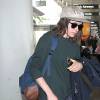 Ellen Page arrive à l'aéroport de Los Angeles, le 10 avril 2016.