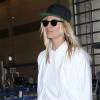 Ellen Page et sa compagne Samantha Thomas prennent un vol à l'aéroport de Los Angeles, le 15 octobre 2015