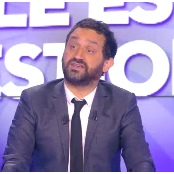 L'animateur Cyril Hanouna donne des nouvelles de Bertrand Chameroy dans l'émission "Touche pas à mon poste" sur D8, le 11 avril 2016. 