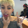 Tommy Lee a remercié Paris Jackson de s'être fait tatouer le nom de son groupe à l'intérieur de la lèvre. Photo publiée sur Twitter, le 11 avril 2016.