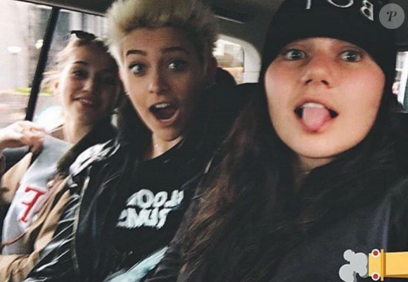 Paris Jackson a New York avec ses copines pour son anniversaire. Photo publiée sur Instagram, le 9 avril 2016.
