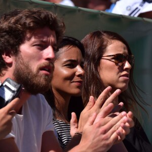 Shy'm a souri puis a souffert, le 14 avril 2016, en voyant son compagnon Benoît Paire se désintégrer lors de son match contre le numéro 2 mondial Andy Murray en huitième de finale du Monte-Carlo Rolex Masters à Roquebrune-Cap-Martin, qu'il a laissé échapper, rattrapé par le stress.