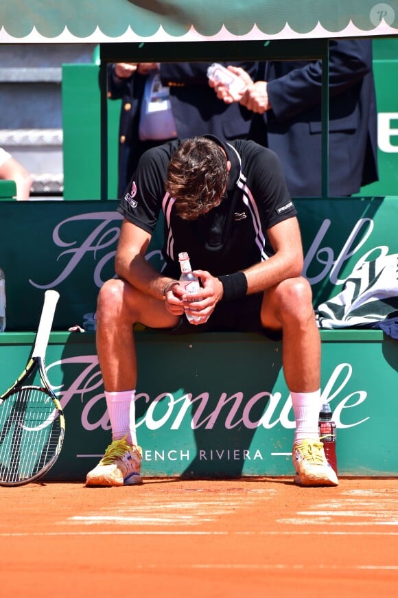 Benoît Paire avait le match en main, le 14 avril 2016, contre le numéro 2 mondial Andy Murray en huitième de finale du Monte-Carlo Rolex Masters à Roquebrune-Cap-Martin, mais il a succombé au stress et a laissé échapper la victoire.