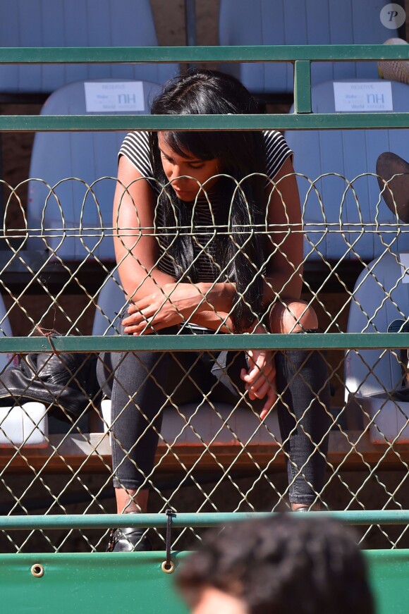 Shy'm a souri puis a souffert, le 14 avril 2016, en voyant son compagnon Benoît Paire se désintégrer lors de son match contre le numéro 2 mondial Andy Murray en huitième de finale du Monte-Carlo Rolex Masters à Roquebrune-Cap-Martin, qu'il a laissé échapper, rattrapé par le stress.