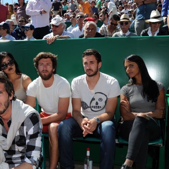 Shy'm a souri puis a souffert, le 14 avril 2016, en voyant son compagnon Benoît Paire se désintégrer lors de son match contre le numéro 2 mondial Andy Murray en huitième de finale du Monte-Carlo Rolex Masters à Roquebrune-Cap-Martin, qu'il a laissé échapper, rattrapé par le stress.