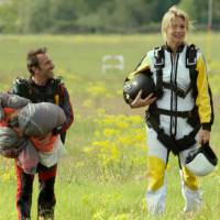 Jean Dujardin fait chavirer Virginie Efira dans "Un homme à la hauteur"