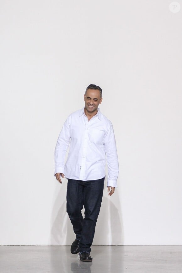 Le designer Francisco Costa au Défilé Calvin Klein collection prêt-à-porter Automne-hiver 2016-2017 lors de la fashion week à New York, le 18 février 2016.