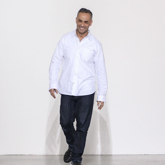 Le designer Francisco Costa au Défilé Calvin Klein collection prêt-à-porter Automne-hiver 2016-2017 lors de la fashion week à New York, le 18 février 2016.
